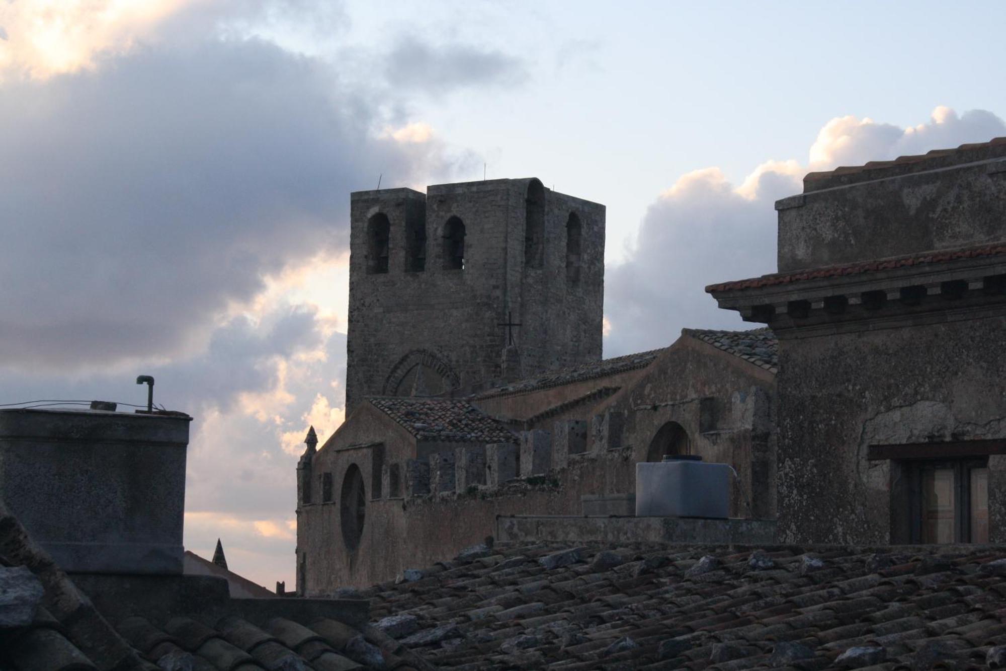 Hotel Elimo Erice Bagian luar foto