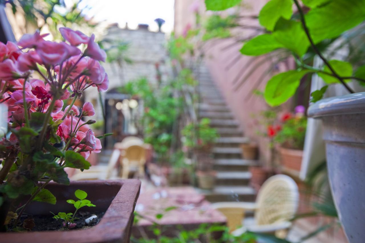 Hotel Elimo Erice Bagian luar foto