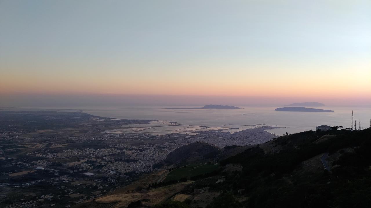 Hotel Elimo Erice Bagian luar foto